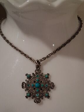 Antique-Style Silver Filigree Necklace with Turquoise Accents